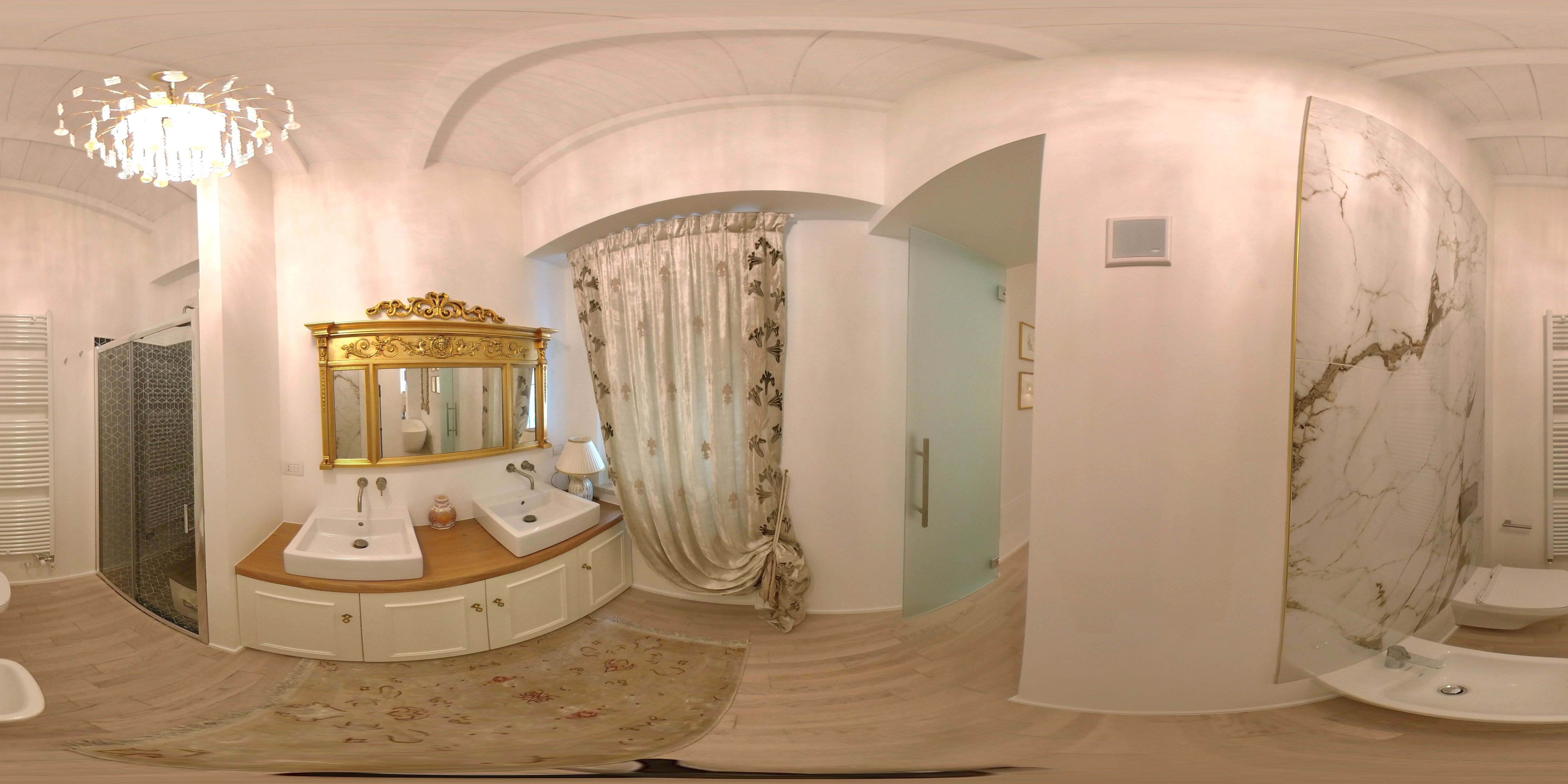 Bagno padronale 360